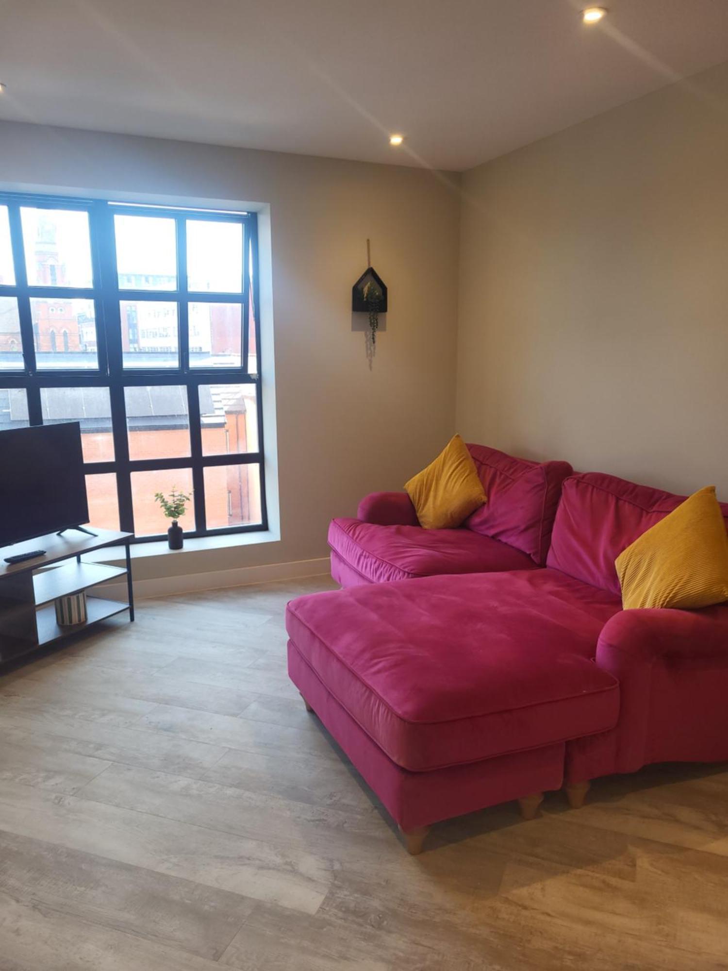 Apartment Modern Relaxing 2 Bedroom - *
