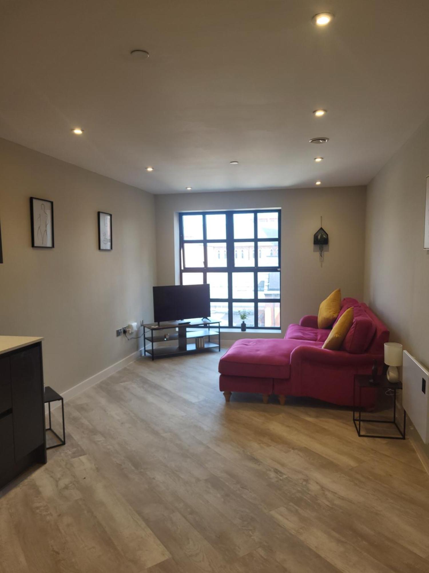 Apartment Modern Relaxing 2 Bedroom - Birmingham