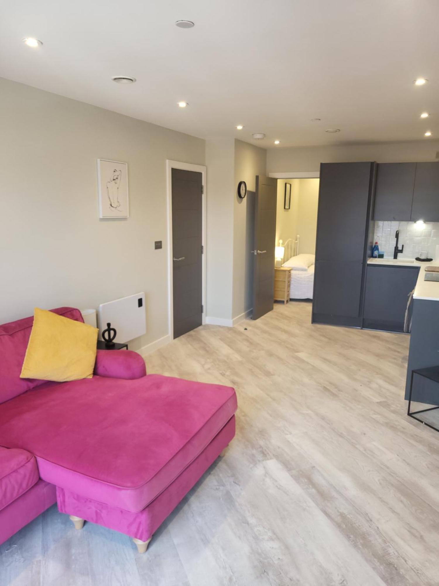 Modern Relaxing 2 Bedroom -